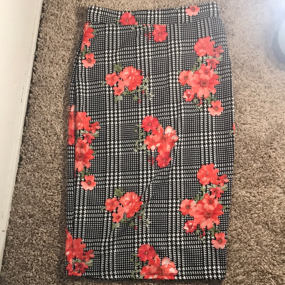 Body con midi skirt